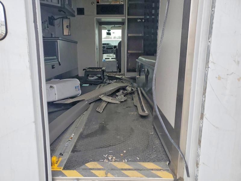 2023 Ford E450 Ambulance