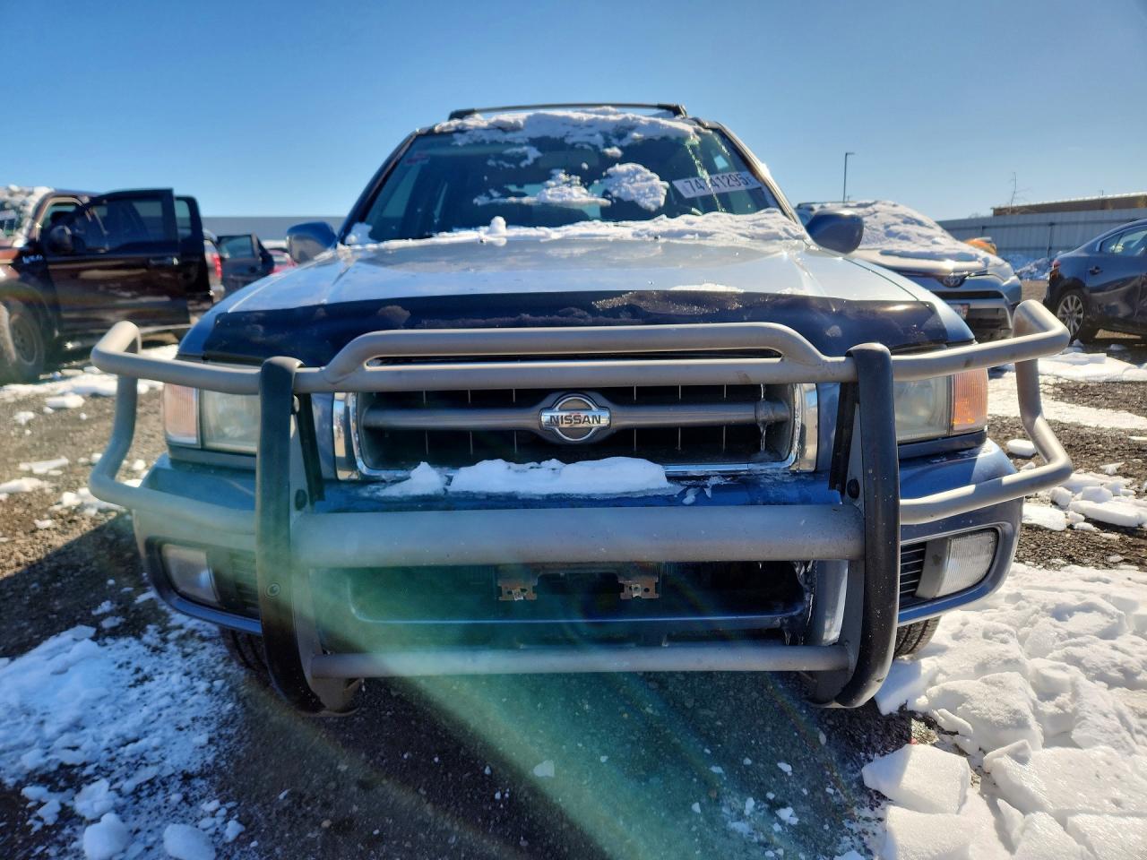 1999 Niss Pathfinder le