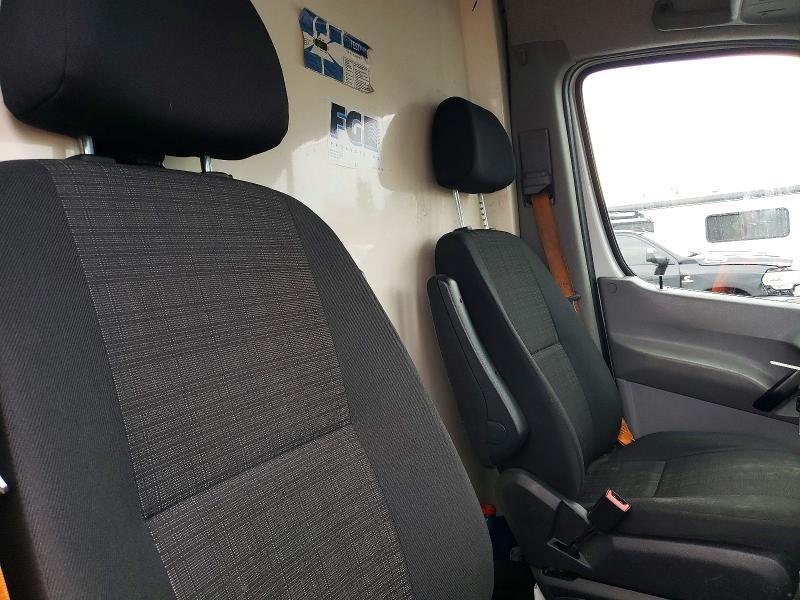 2016 Freigliner 2016 Freightliner Sprinter 3500 Delivery van