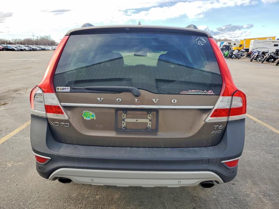 2014 Volvo Xc70 T6