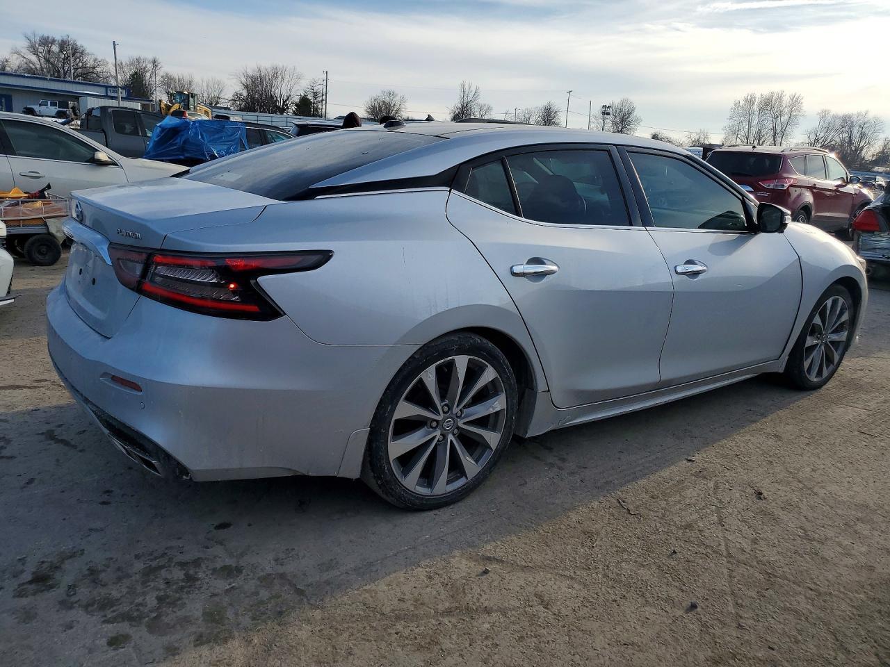 2021 Niss Maxima Platinum