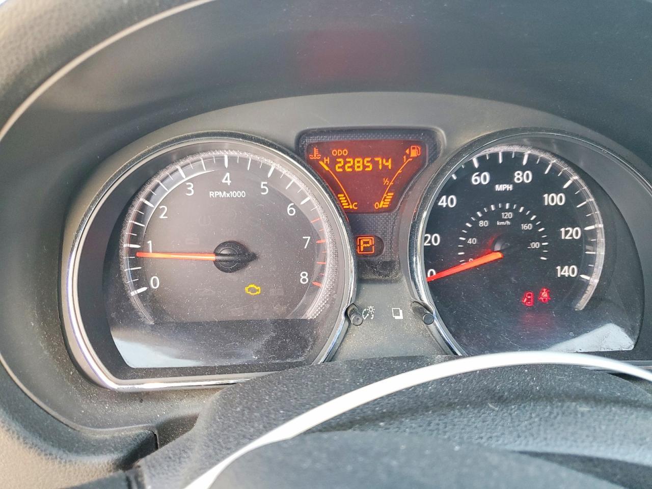 2013 Nissan Versa s