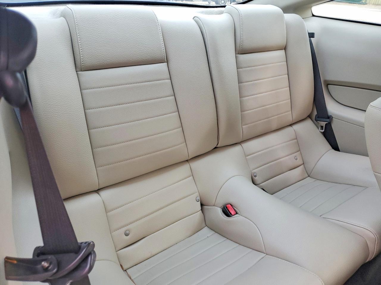 2010 Ford Mustang