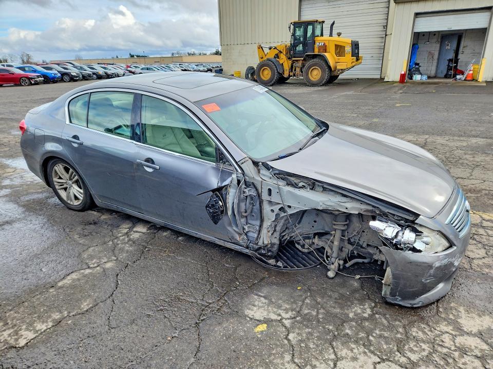 2013 Infinity G37 Base