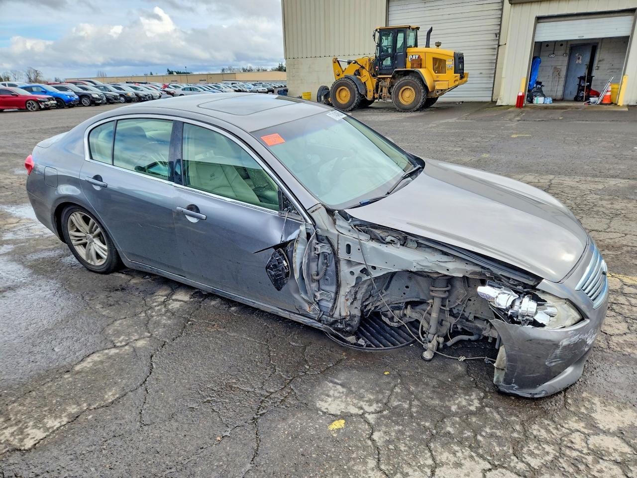 2013 Infinity G37 Base