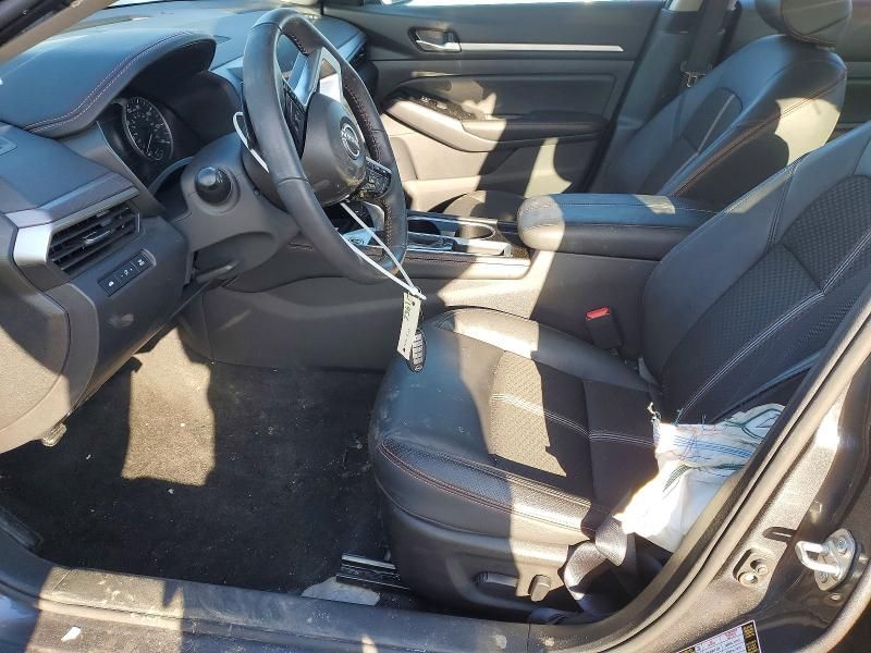 2025 Nissan Altima sr