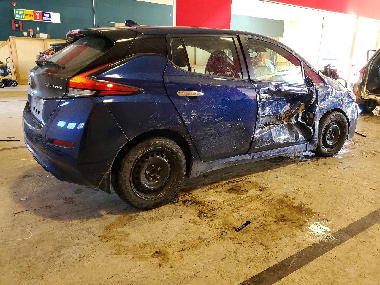 2022 Nissan Leaf s