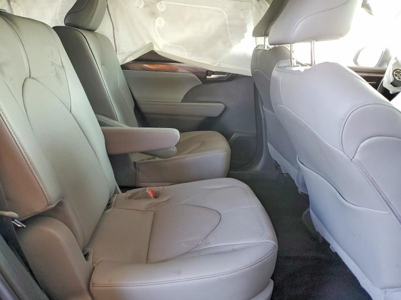 2023 Toyota Highlander Hybrid Limited