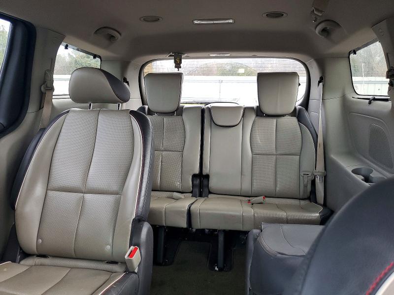 2017 KIA Sedona lx