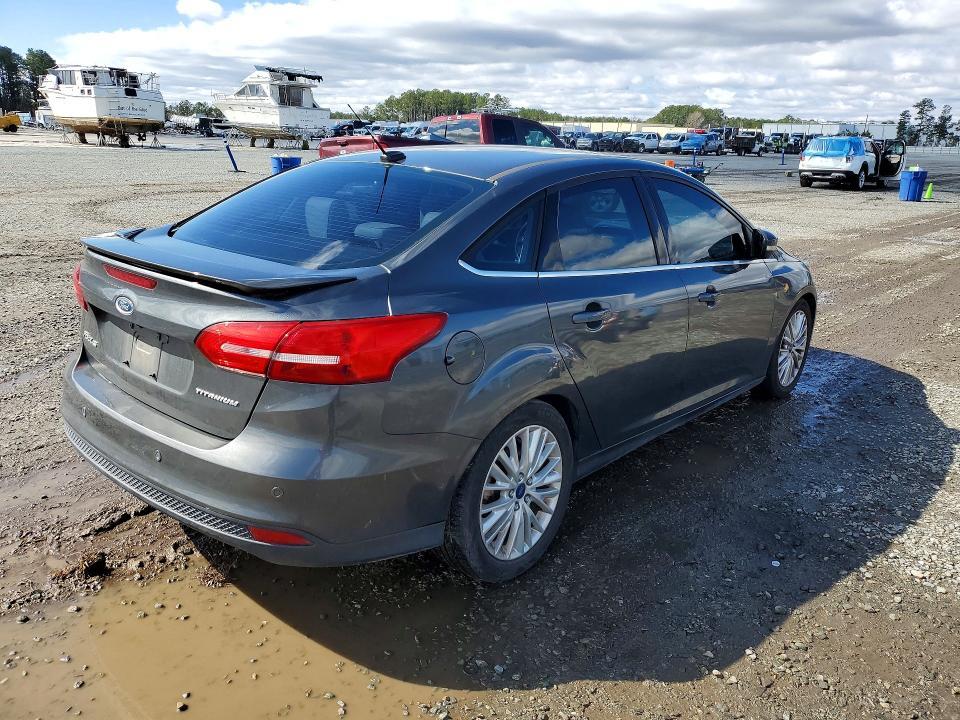 2017 Ford Focus Titanium
