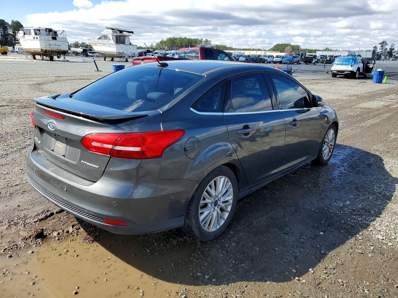 2017 Ford Focus Titanium