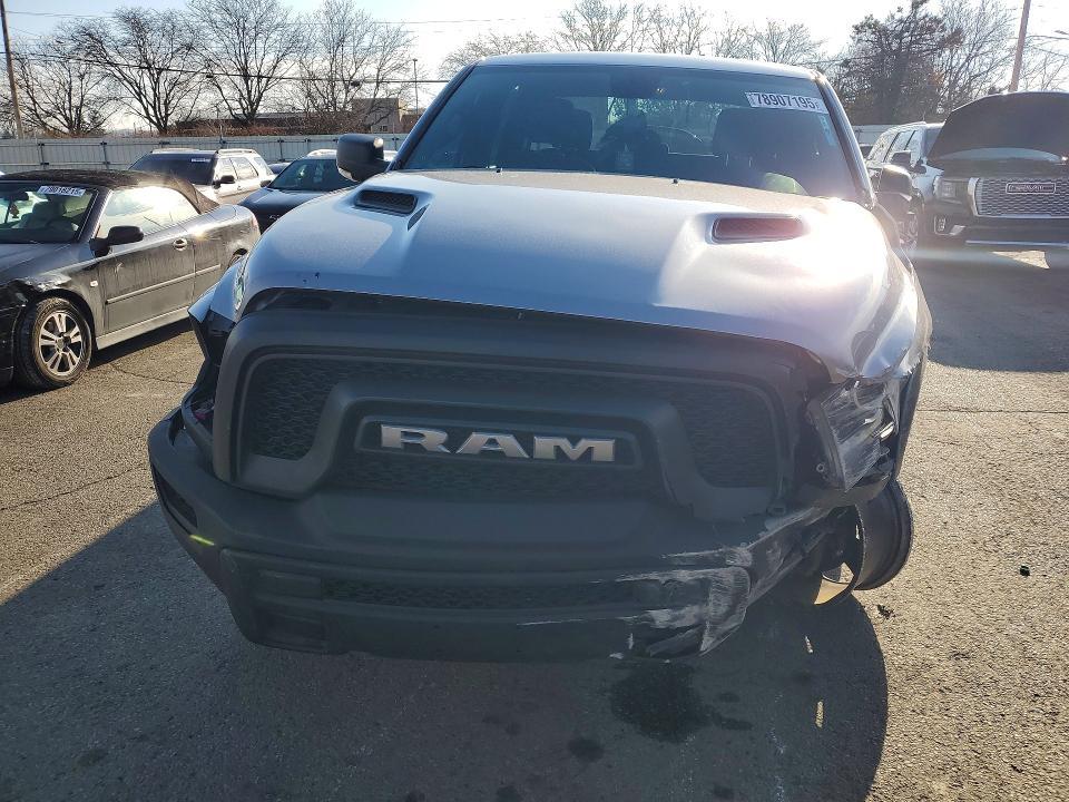 2022 Dodge RAM 1500 Classic SLT