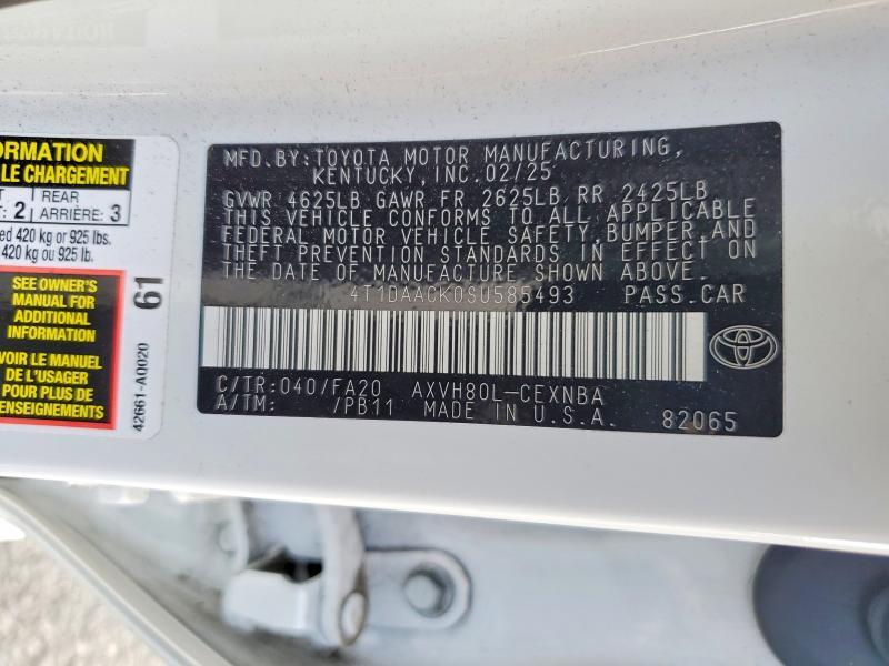 2025 Toyota Camry le