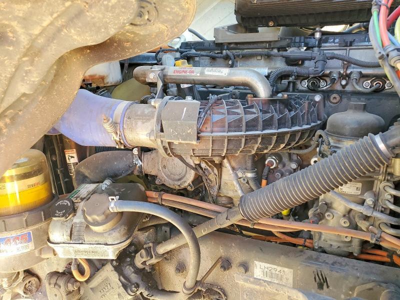 2020 Freigliner 2020 Freightliner Cascadia 126 Semi Truck