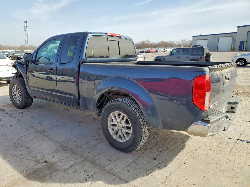 2015 Niss Frontier SV
