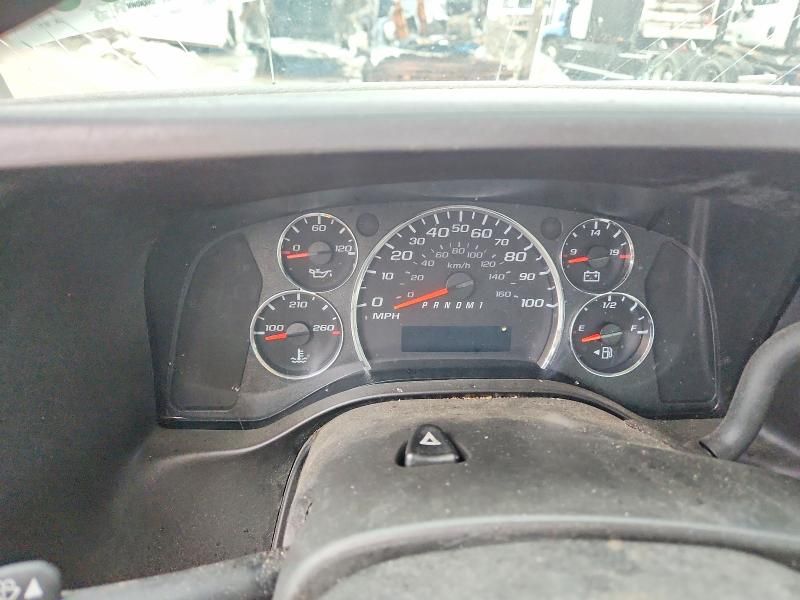 2021 GMC Savana BOX Truck