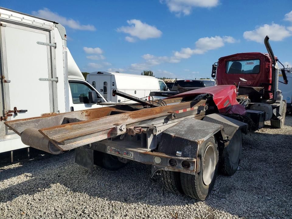 2014 Mack CXU600-Semi Truck