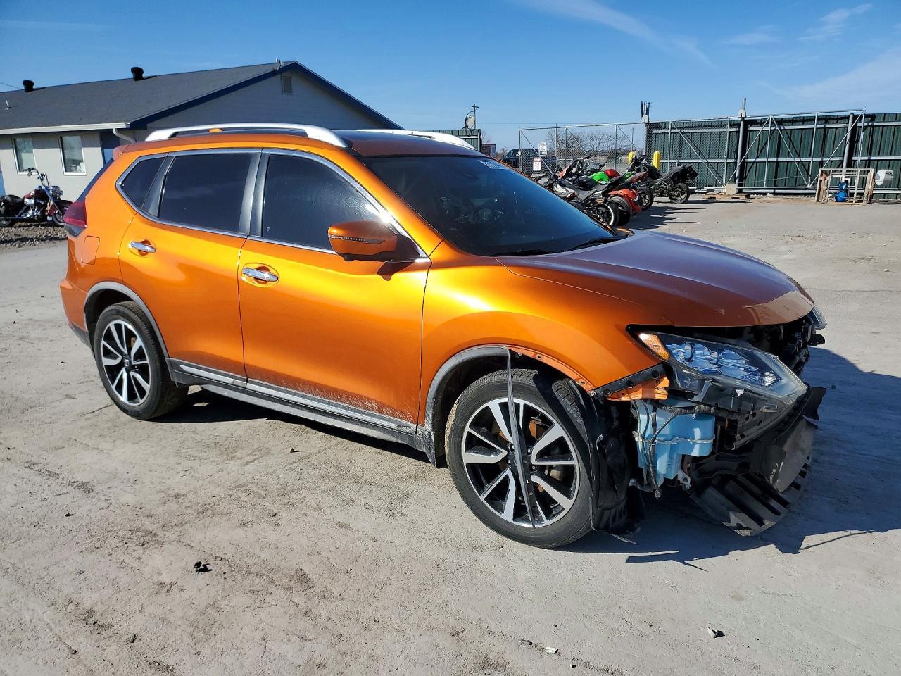 2018 Nissan Rogue s