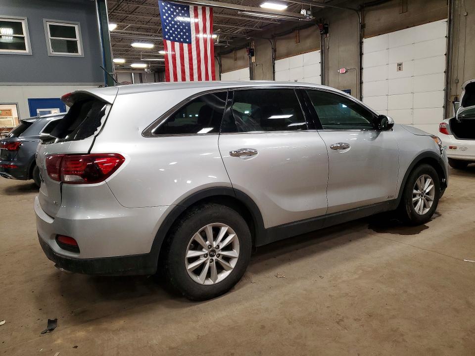 2019 KIA Sorento lx V6