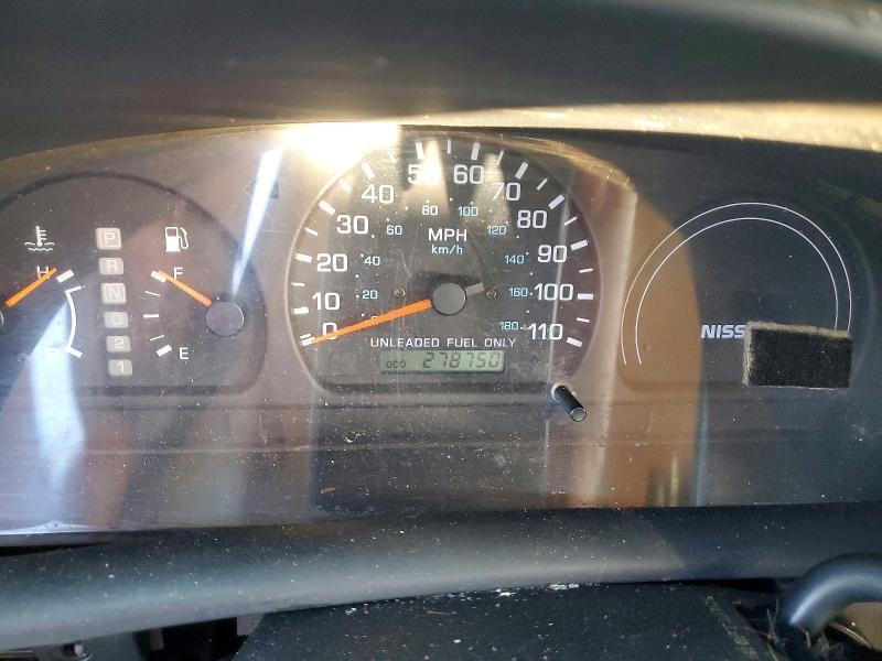 1998 Niss Frontier King Cab XE