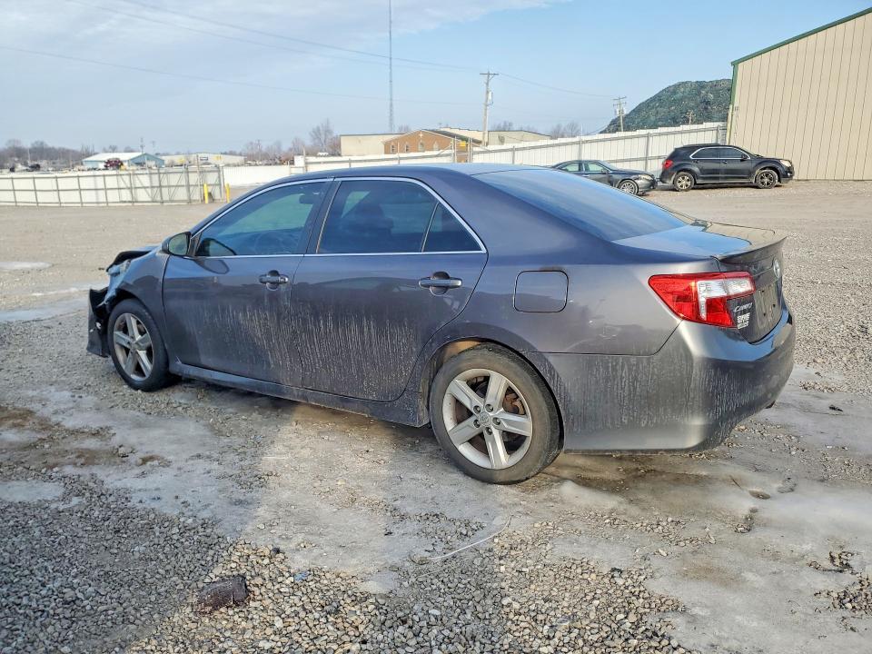 2014 Toyota Camry se