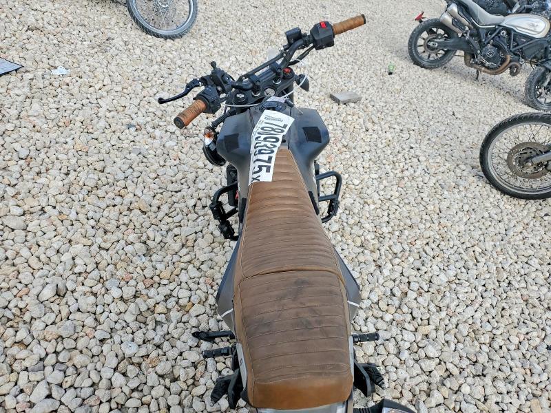 2023 Husqvarna Vitpilen 401/SVARTPILEN 401