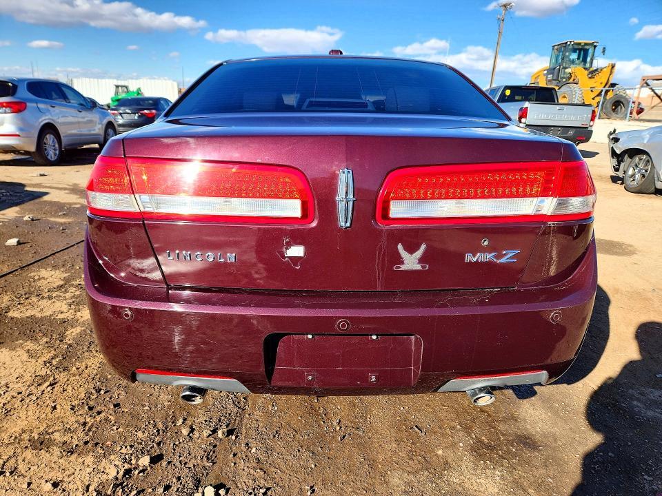 2011 Lincoln MKZ