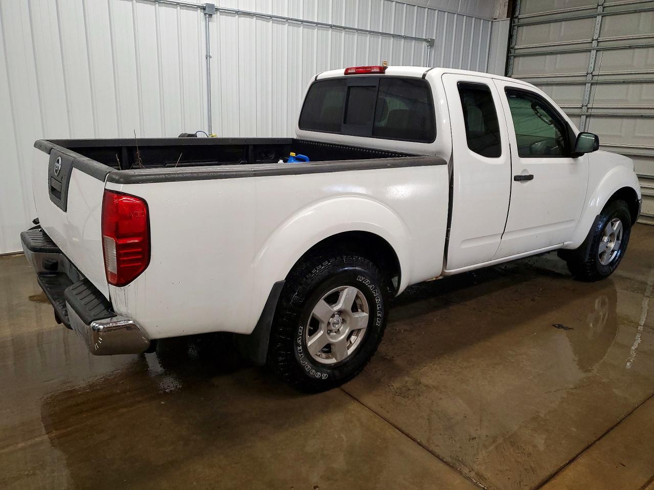 2008 Nissan Frontier King cab le