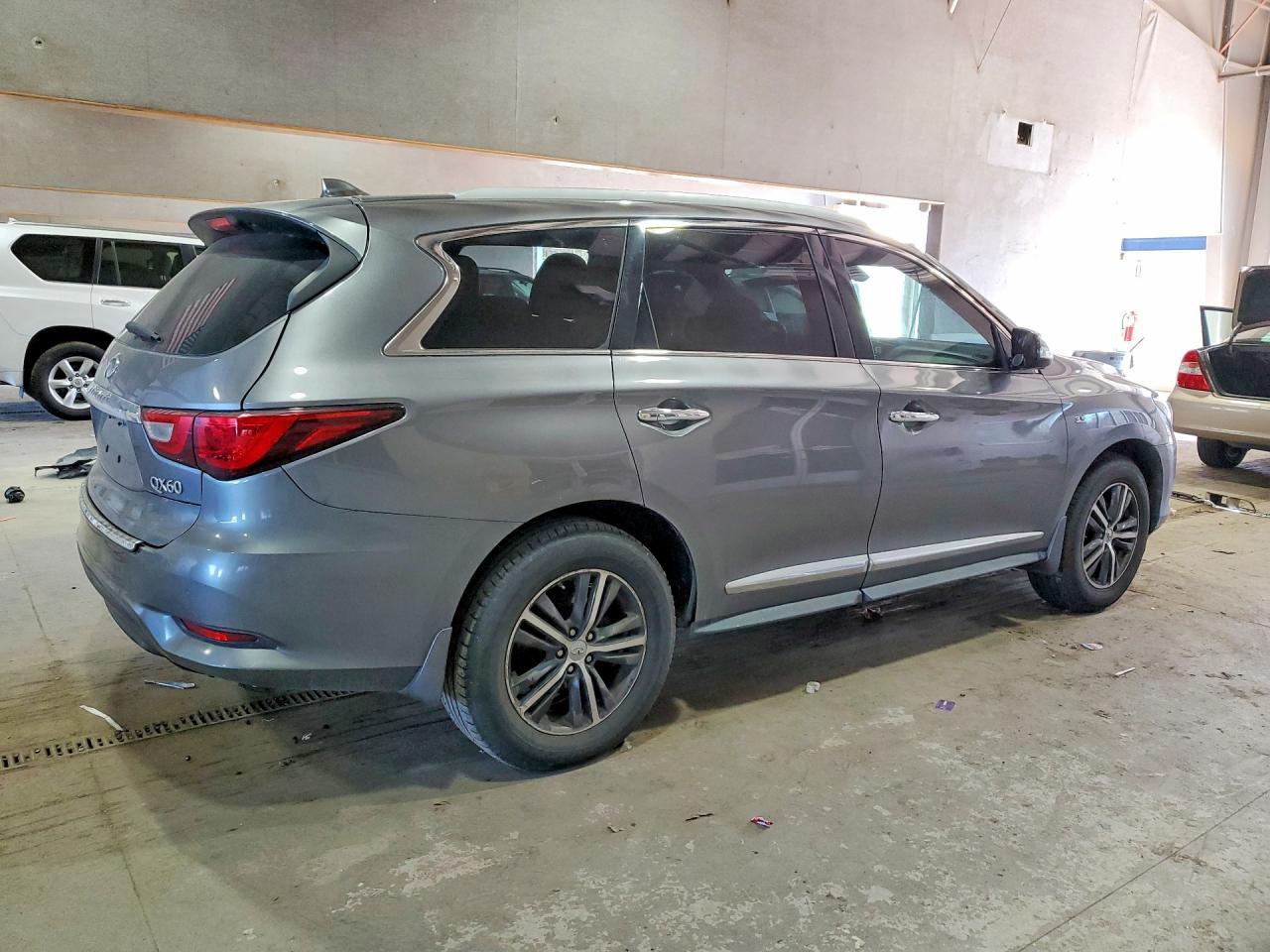 2017 Infinity Qx60