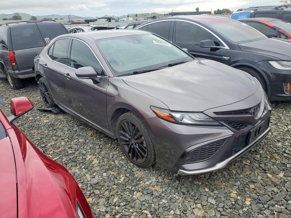 2021 Toyota Camry xse