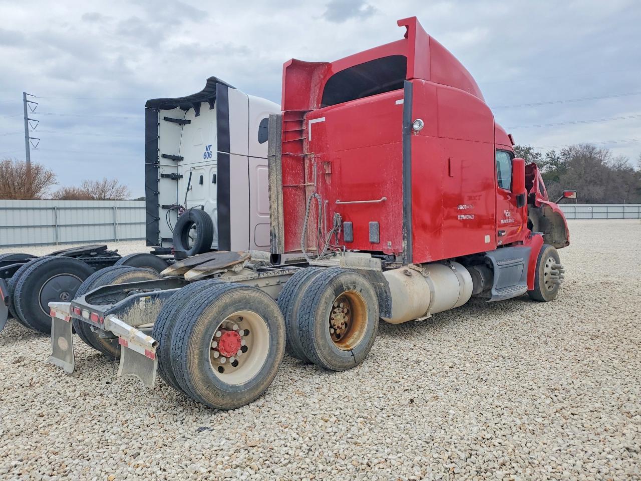 2019 Peterbilt 579 Semi Truck