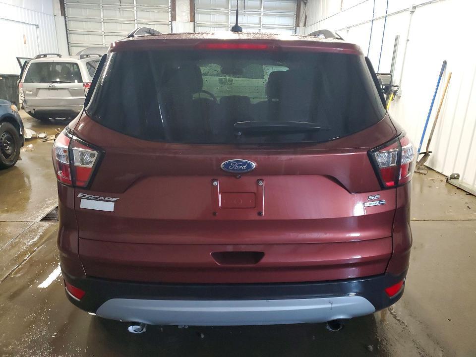 2018 Ford Escape se