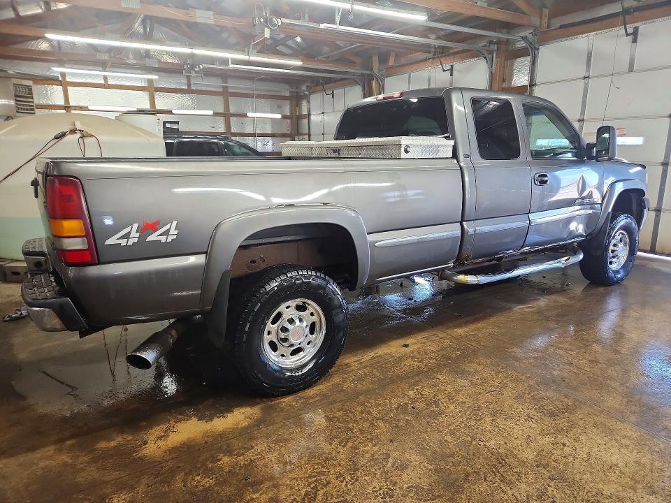 2002 GMC Sierra K2500 Heavy Duty
