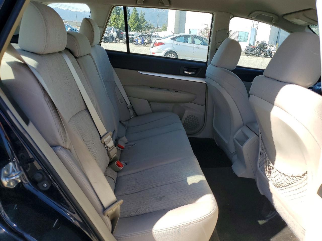 2013 Subaru Outback 2.5i