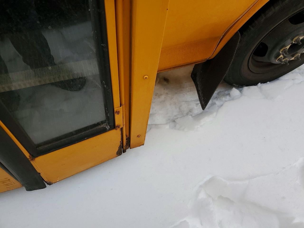 2011 Chev 2011 Collins Bantam G3500-School Bus