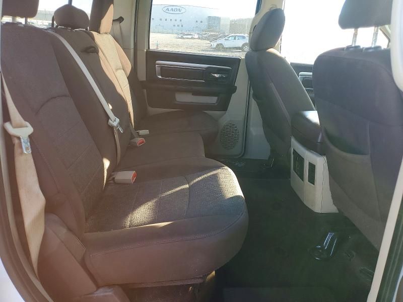 2015 Dodge Ram 1500 slt