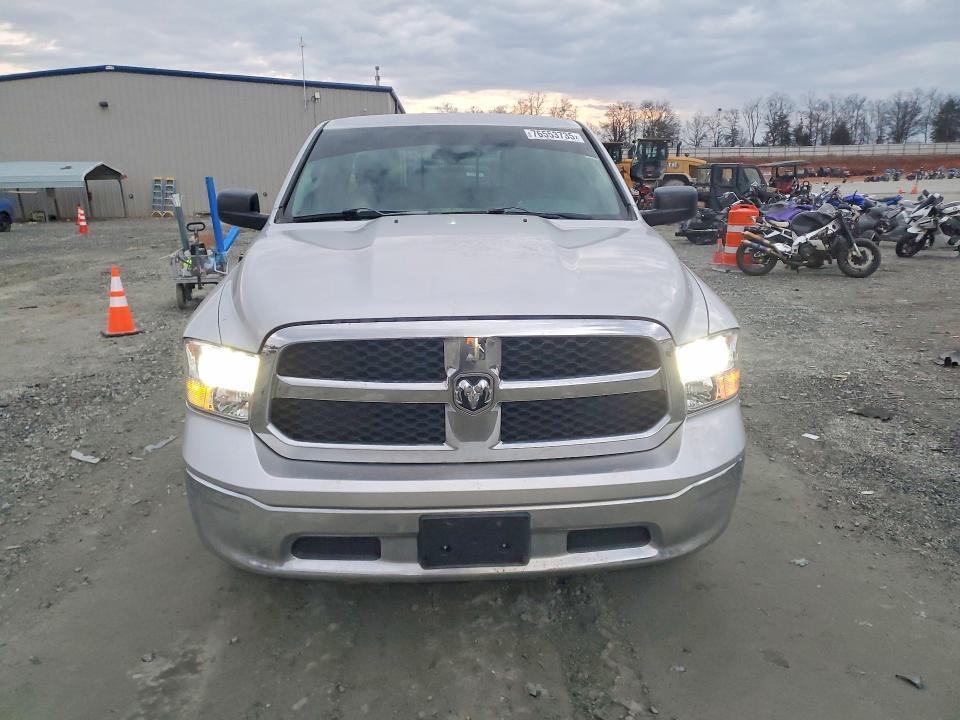 2014 Dodge Ram 1500 slt