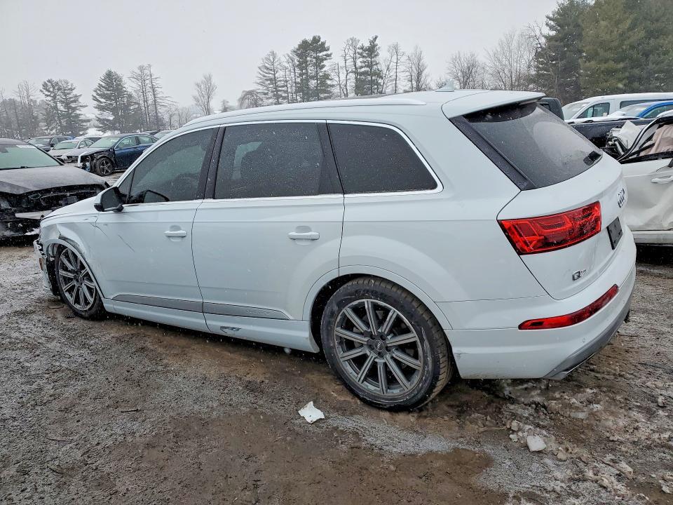 2018 Audi Q7 Premium Plus