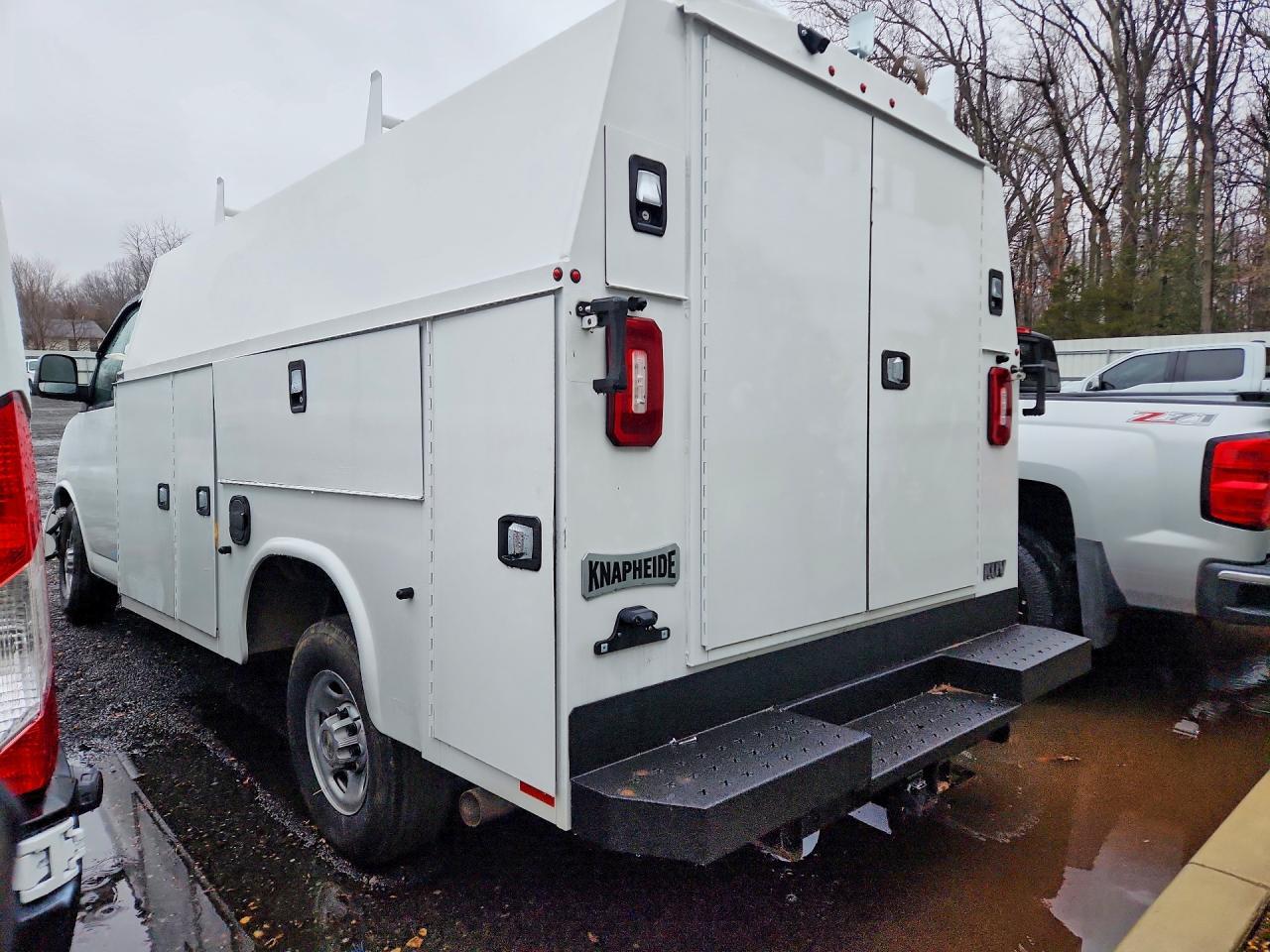 2024 Chevrolet Express G3500