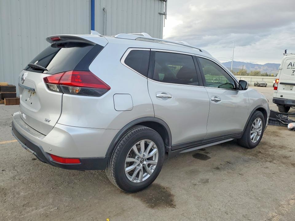 2020 Nissan Rogue s