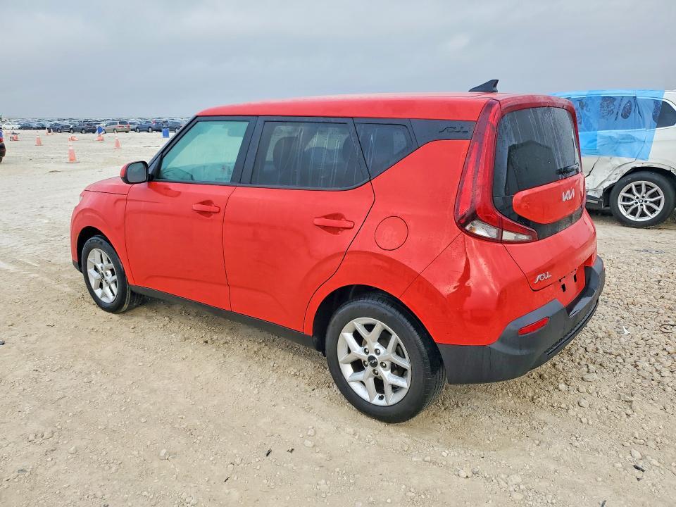 2022 KIA Soul lx