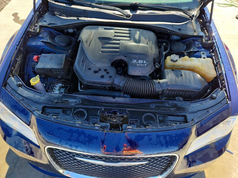 2016 Chrysler 300 Limited