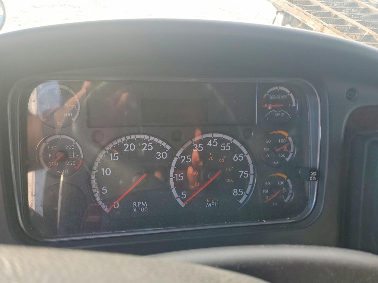 2020 Freightliner Business Class M2 BOX Truck
