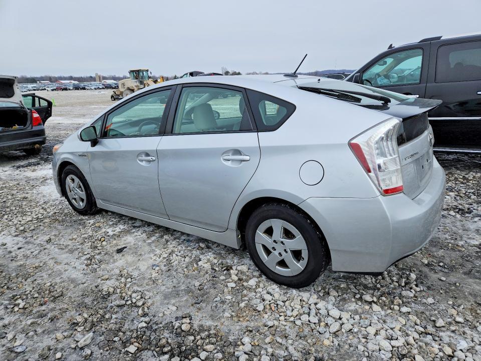2010 Toyota Prius iii