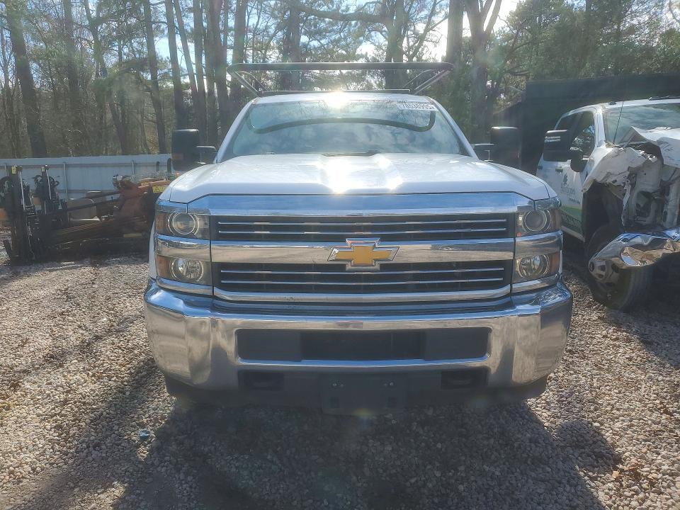 2017 Chevrolet Silverado Utility / Service Truck