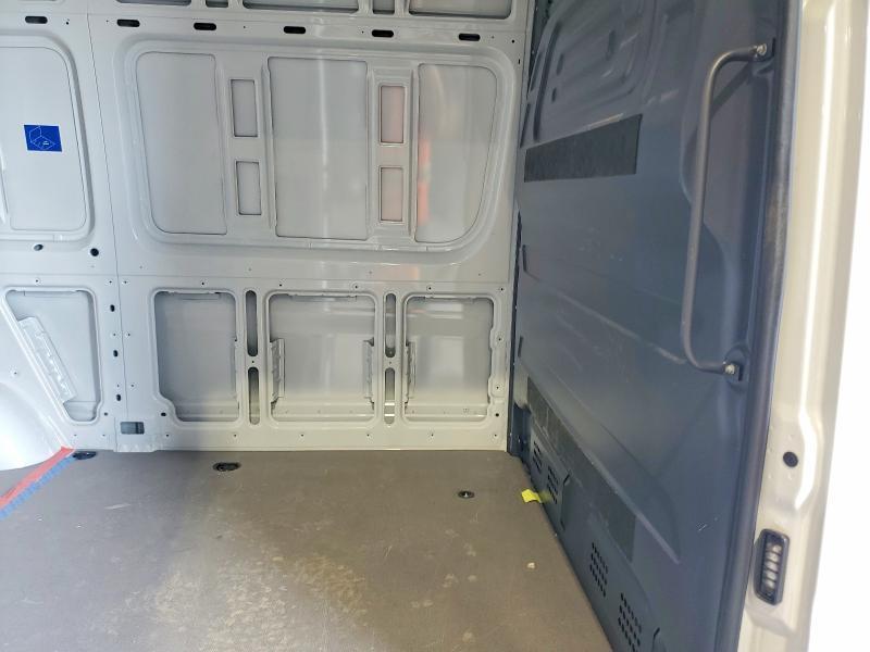 2025 Mercedes-Benz 2025 Mercedes Benz Sprinter 2500 Delivery van