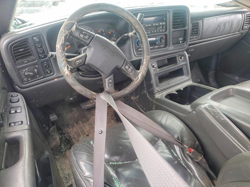 2004 GMC Sierra K2500 Heavy Duty