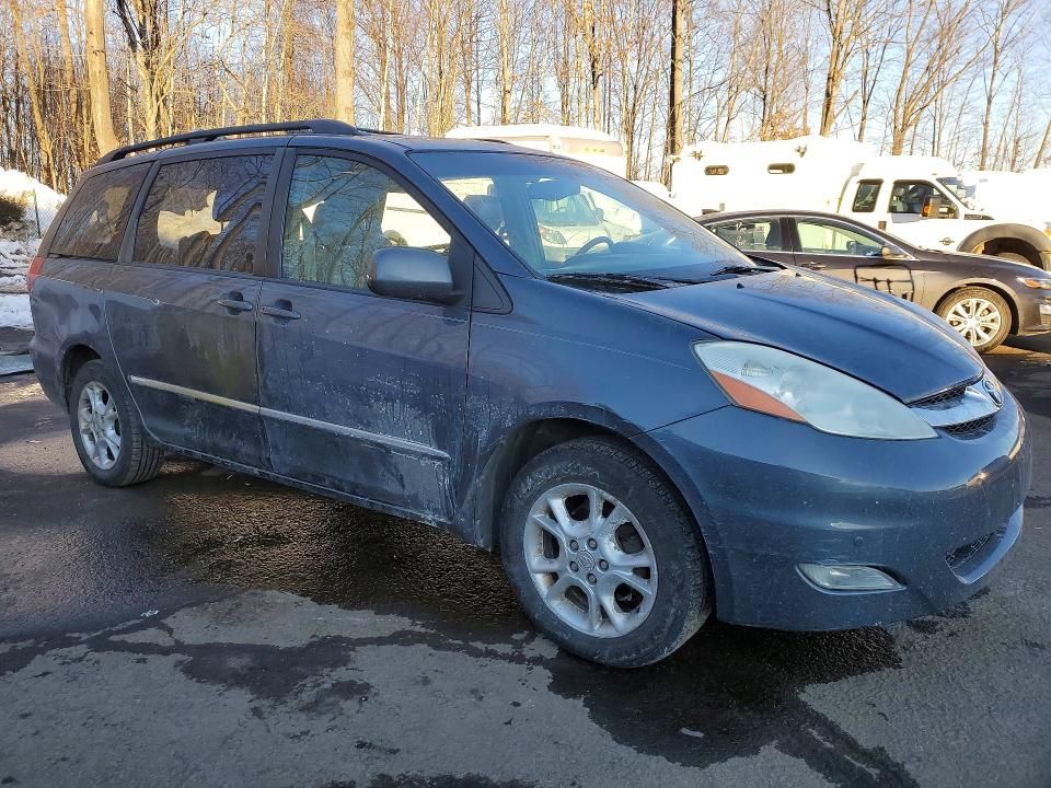 2006 Toyota Sienna xle