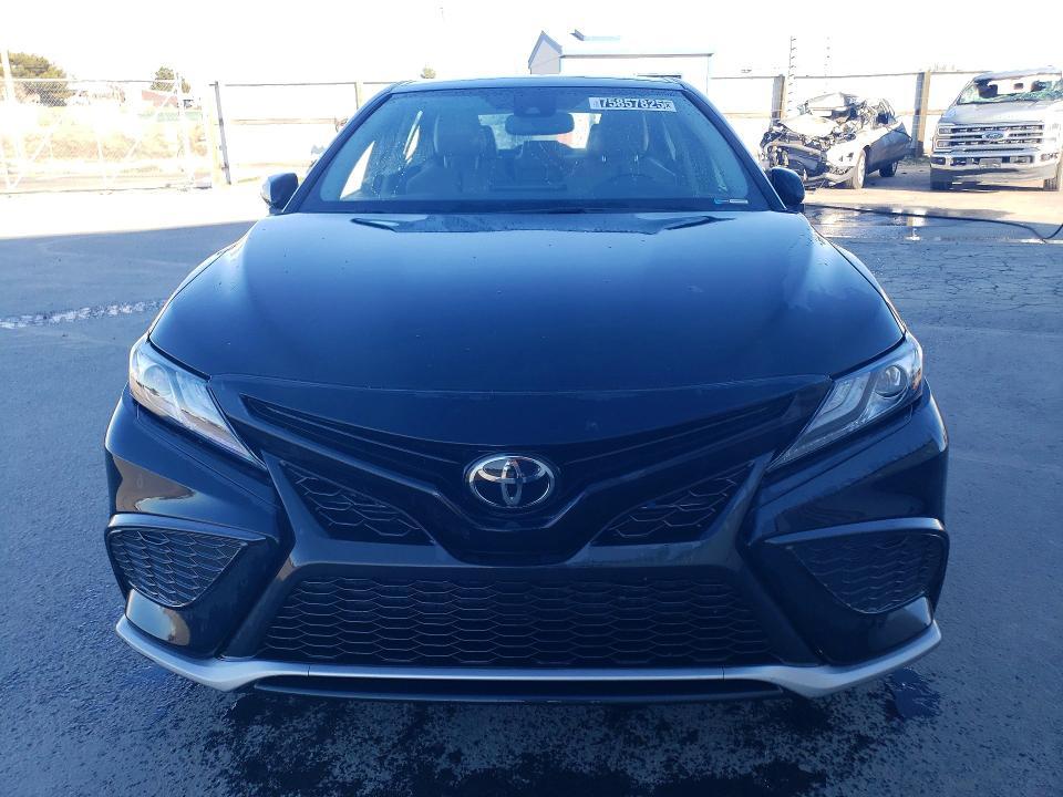 2022 Toyota Camry xse