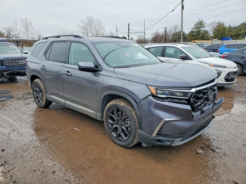2025 Honda Pilot Touring